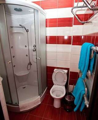 Гостиница Yunona Guest House Анапа Трехместный номер-28