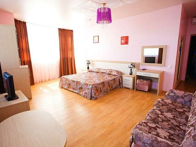 Гостиница Юнона Анапа-98